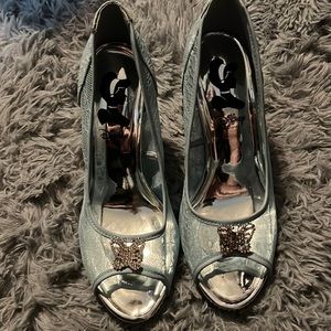 Disney Cinderella high heals, Hot Topic collection
